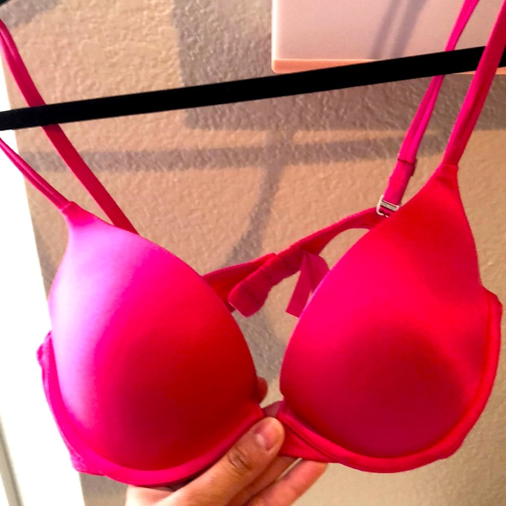 Hot Pink Victoria’s Secret Pink Push-up Bra